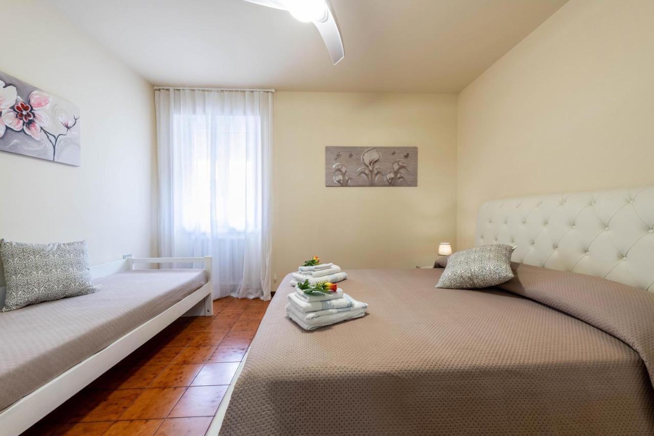 Casa Jessika Villa Gardone Riviera Bagian luar foto