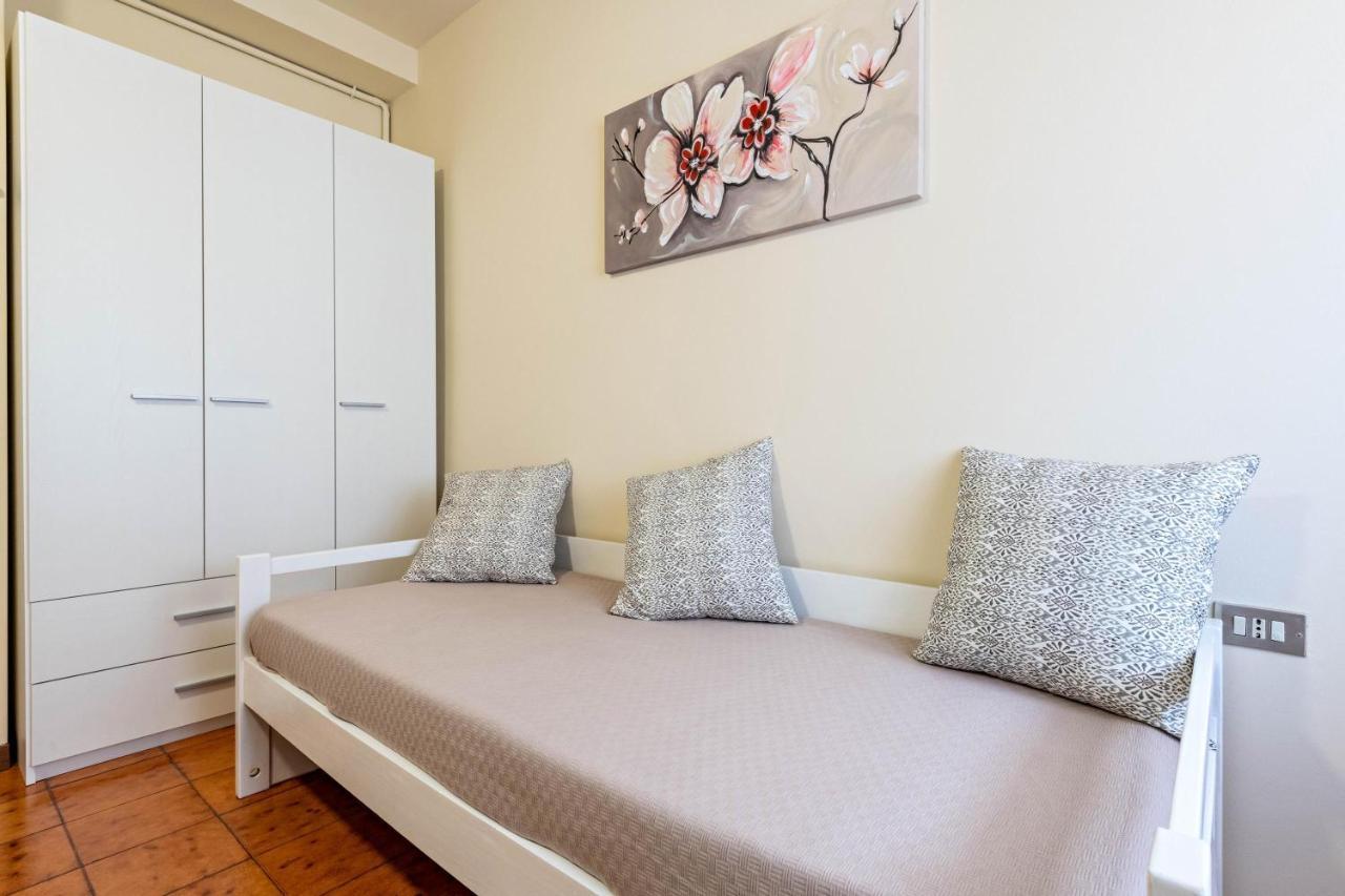 Casa Jessika Villa Gardone Riviera Bagian luar foto